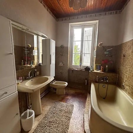 Maison De Campagne Holiday home Lestrade-et-Thouels