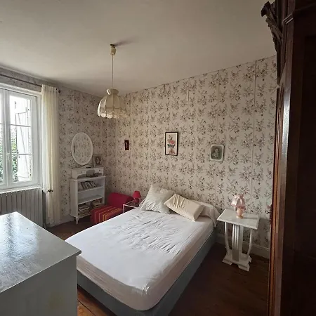 Maison De Campagne Holiday home Lestrade-et-Thouels